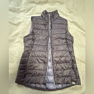 REI Women's purple Puffer Vest XS